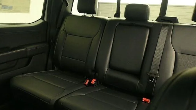 New 2026 Oxford White Ford Lariat® image 20