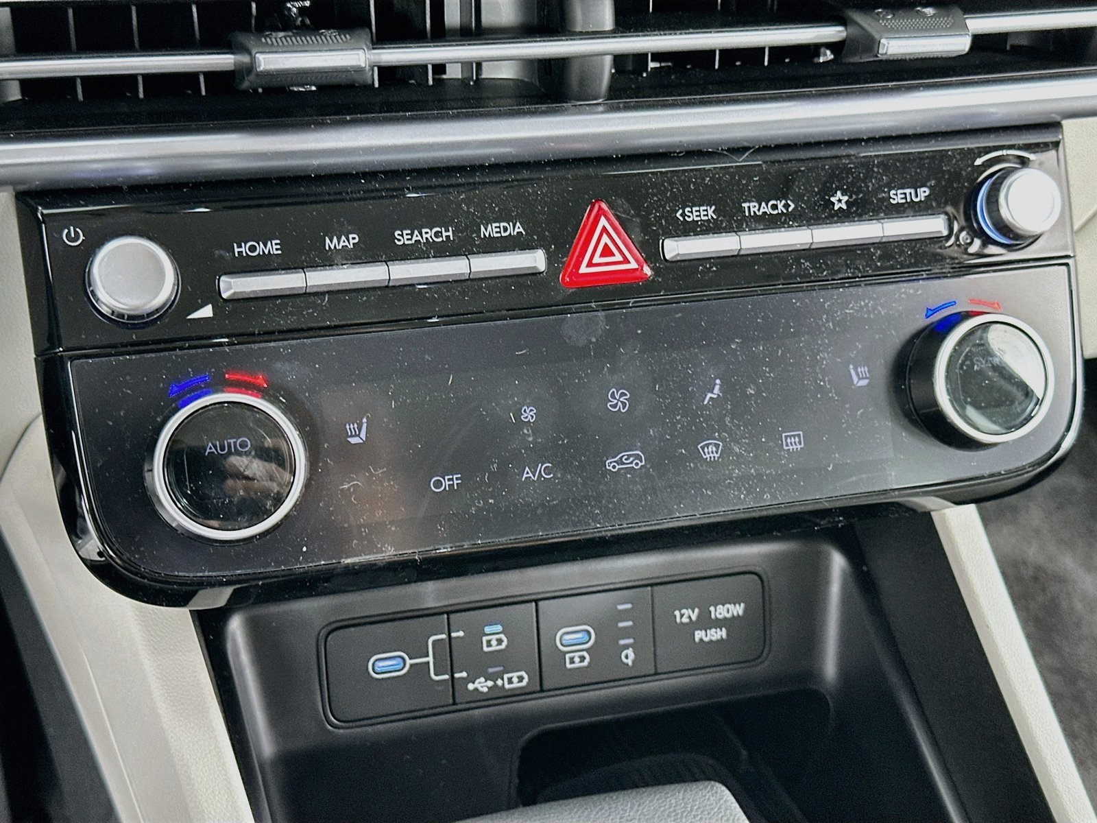 2025 Hyundai Tucson SEL - Photo 20