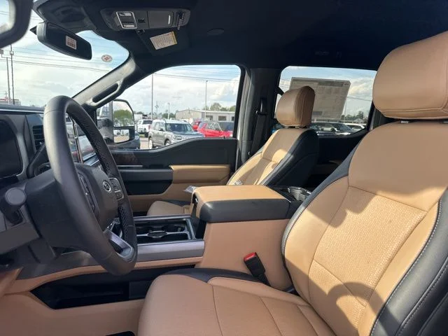 New 2026 Star White Metallic Tri-Coat Ford F-250® Lariat® image 30