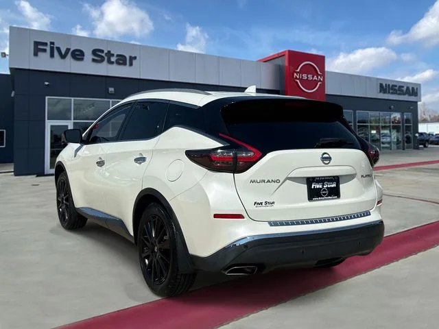 Used 2021 White Nissan Platinum image 4