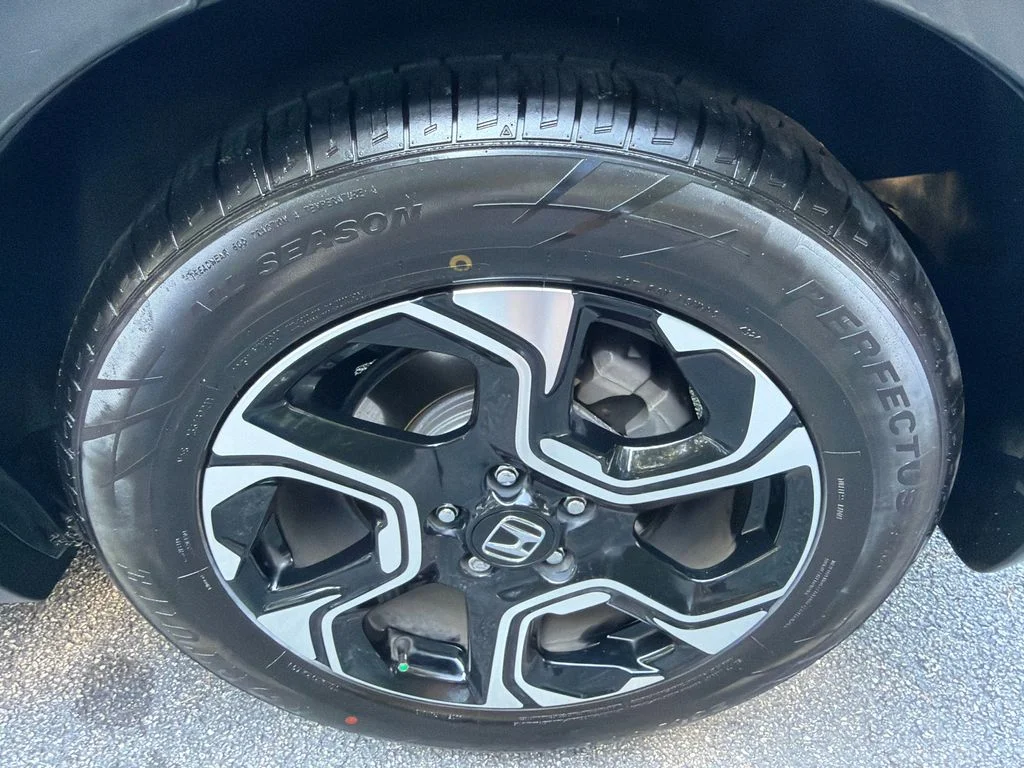 Used 2019  Honda Touring image 20