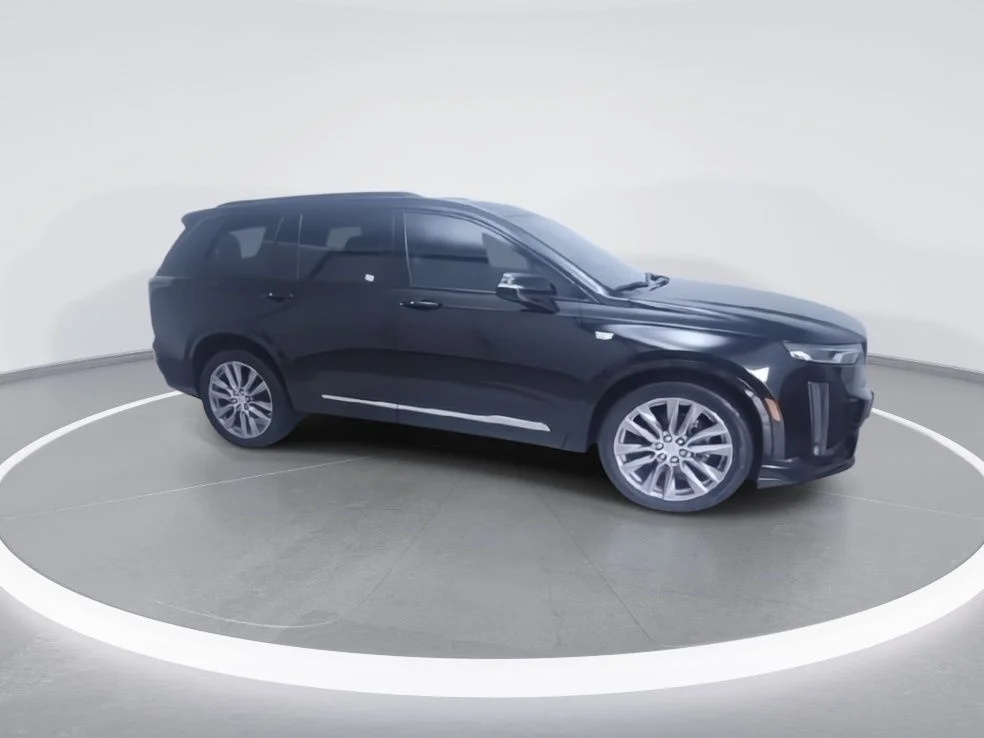 Used 2021 Black Cadillac Sport image 9