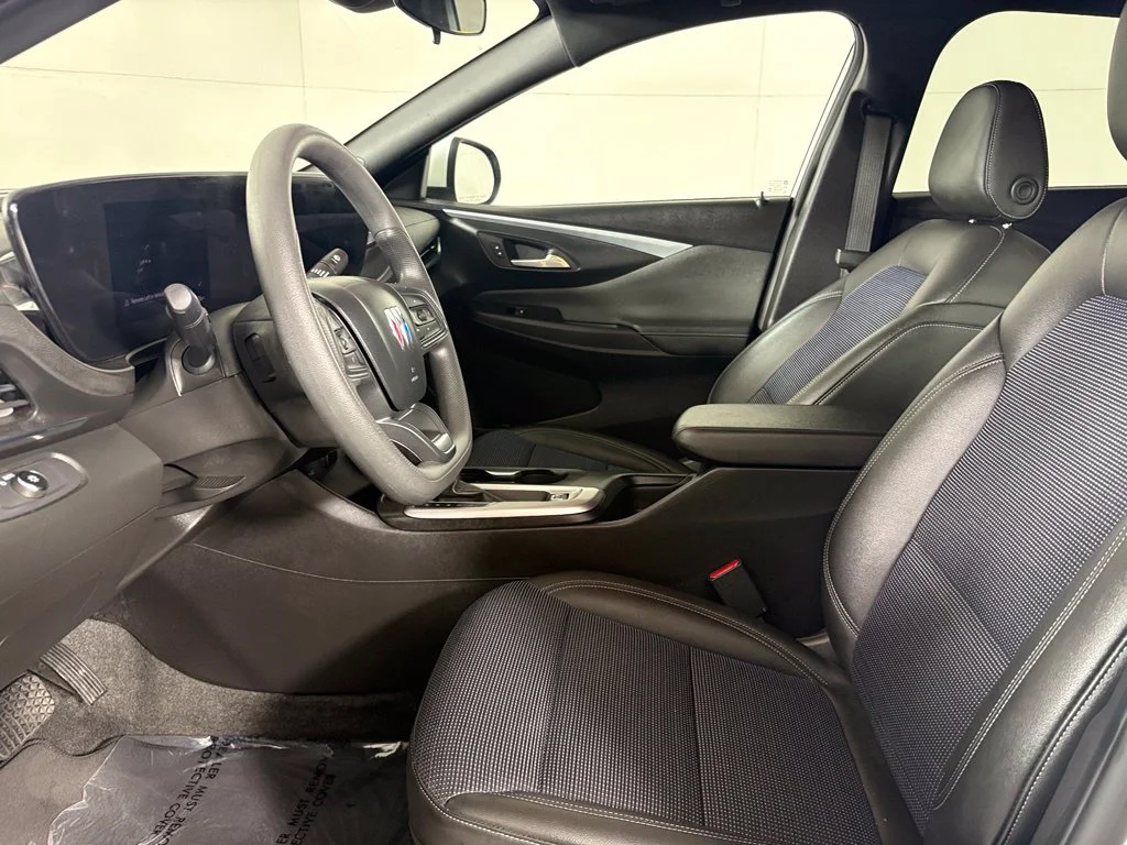 Used 2026 White Buick Preferred image 21