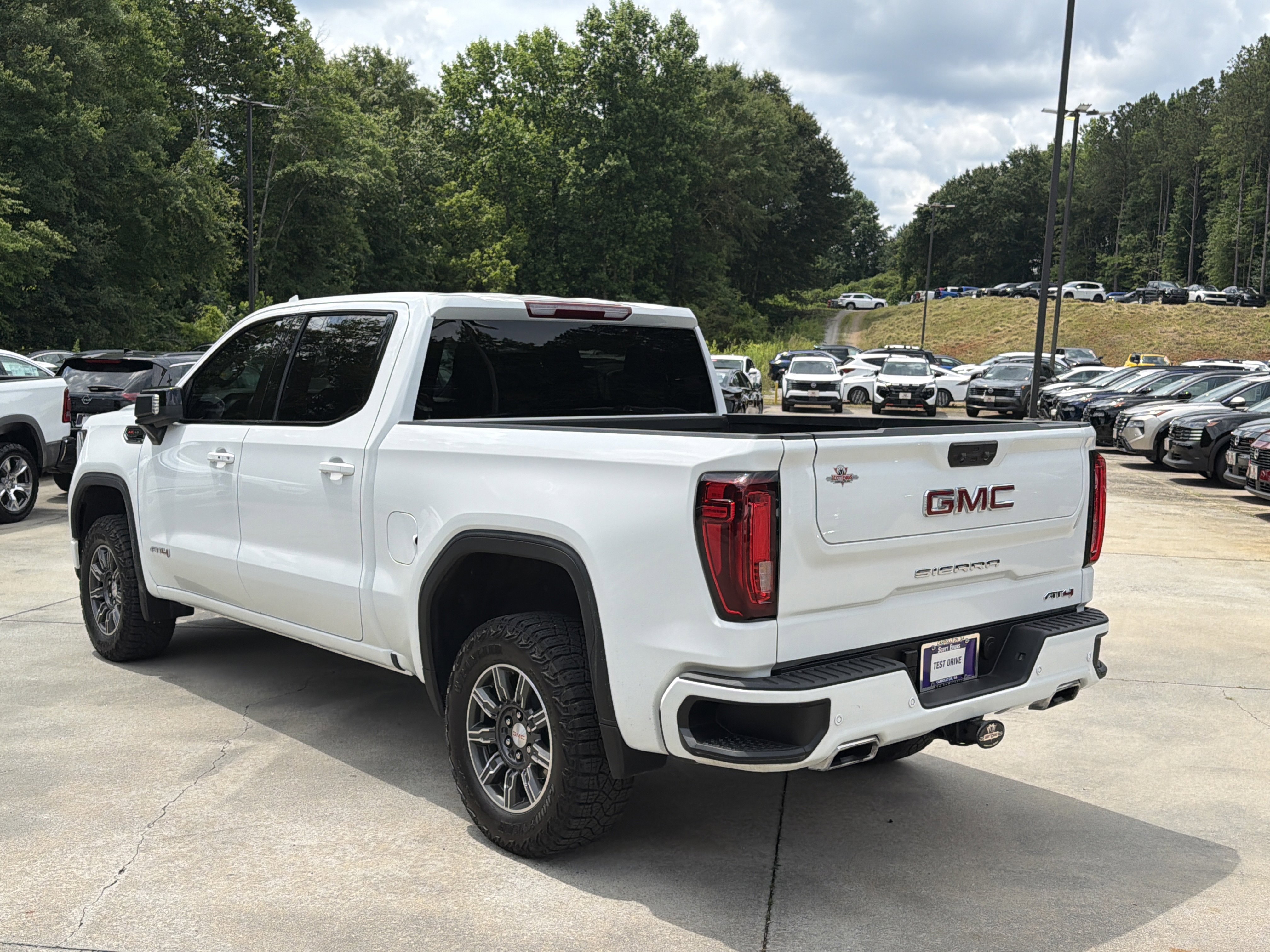 Used 2025 Summit White GMC AT4 image 6