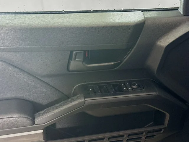 Used 2026  Toyota SR5 image 17