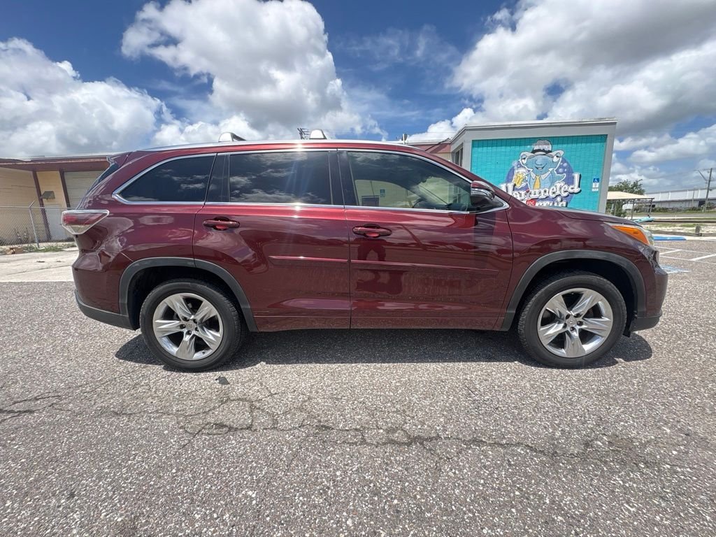 Used 2015 Red Toyota Limited Platinum V6 image 2