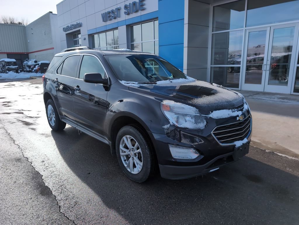 Used 2017 Chevrolet Equinox LT with VIN 2GNFLFEK2H6135022 for sale in Berlin, WI