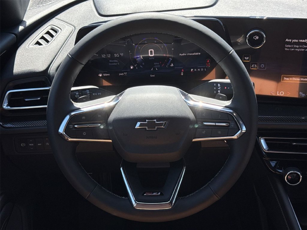 2027 Chevrolet Traverse Z71 - Photo 10
