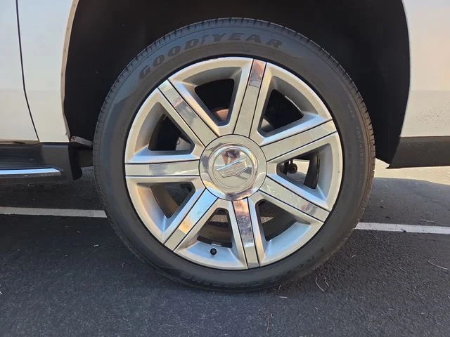 Used 2020 White Cadillac Luxury image 26