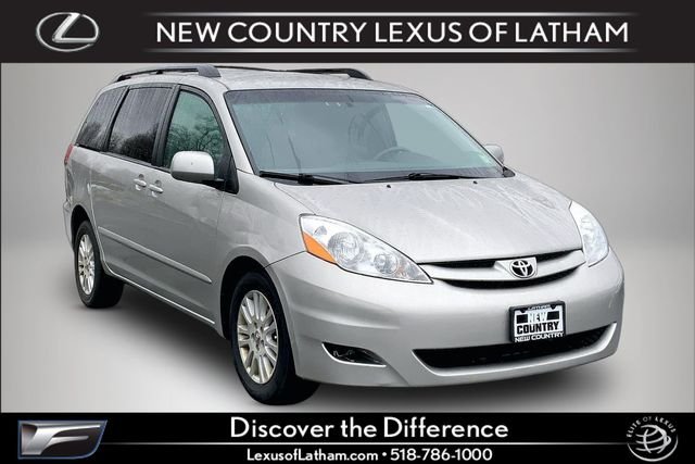 2010 Toyota Sienna XLE