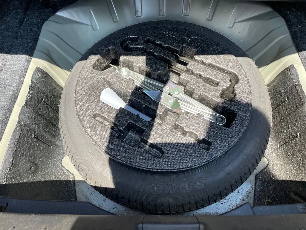 Used 2017 Blue Honda EX-L image 9