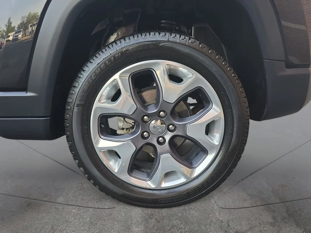 Used 2020 Black Jeep Limited image 31