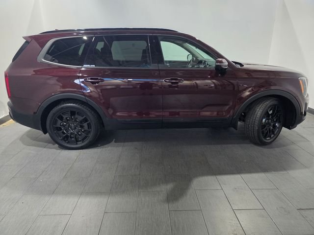 Used 2021 Purple Kia SX image 6