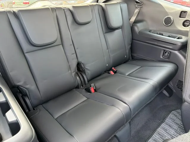 New 2026 CRYSTAL BLACK SILICA Subaru Touring 7-Passenger image 24