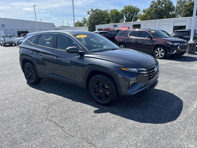 Used 2024 Gray Hyundai SE image 11