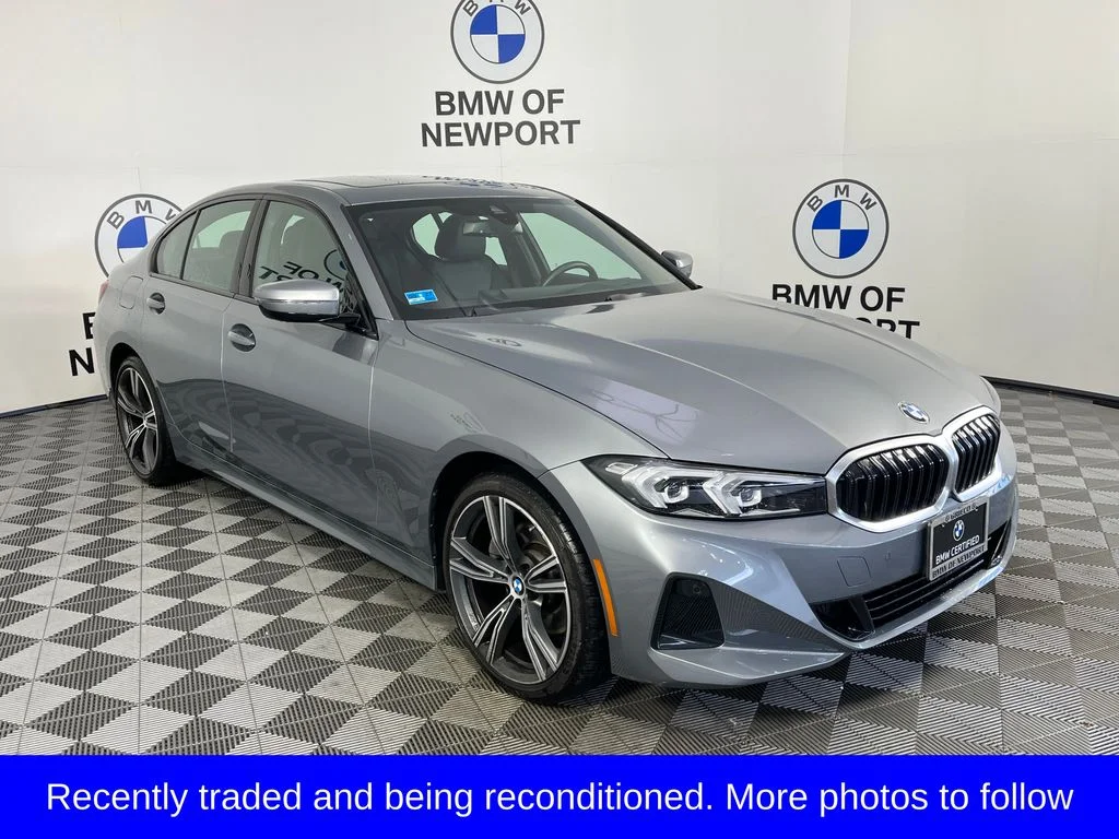 2023 BMW 3 Series 330i xDrive Sedan's photo