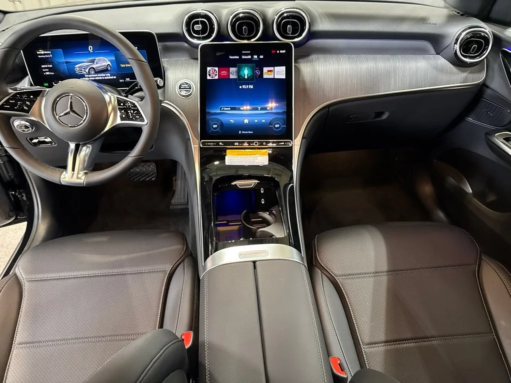 New 2026 Black Mercedes-Benz GLC 300 image 22