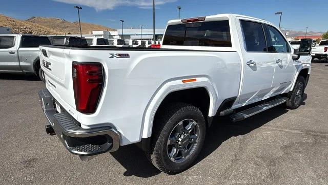New 2026 Summit White GMC SLT image 3