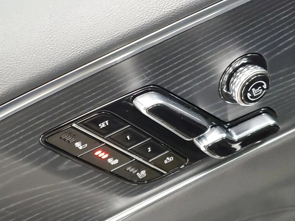 2026 Cadillac LYRIQ Premium Sport - Photo 22