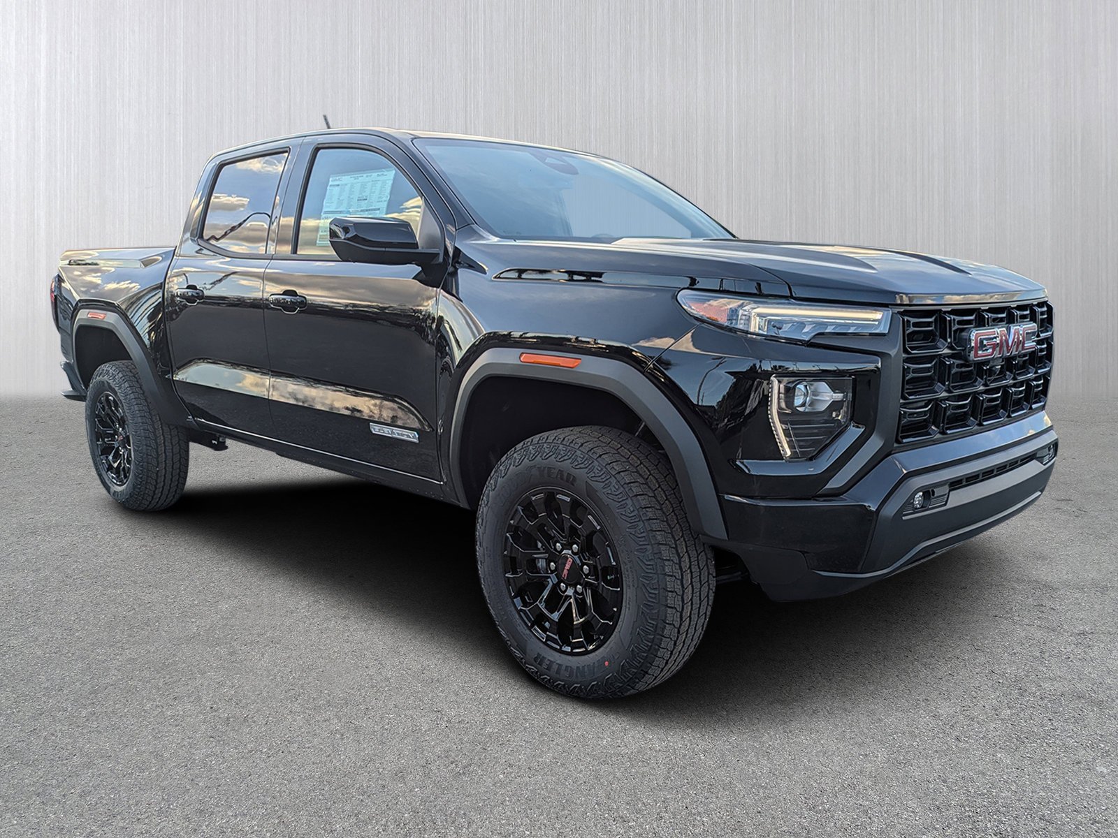 2026 GMC Canyon 2WD Elevation Crew Cab Short Box's photo