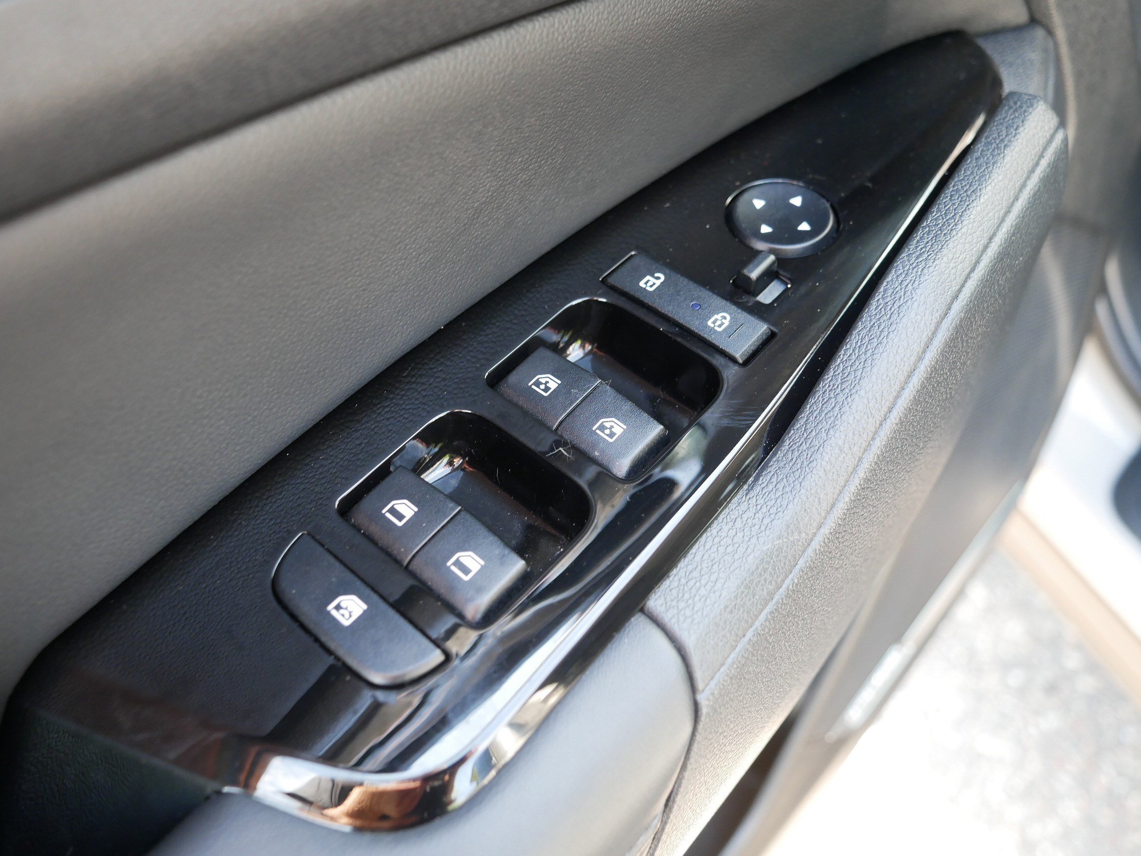 Certified Used 2024 Wolf Gray Kia SX-Prestige image 19
