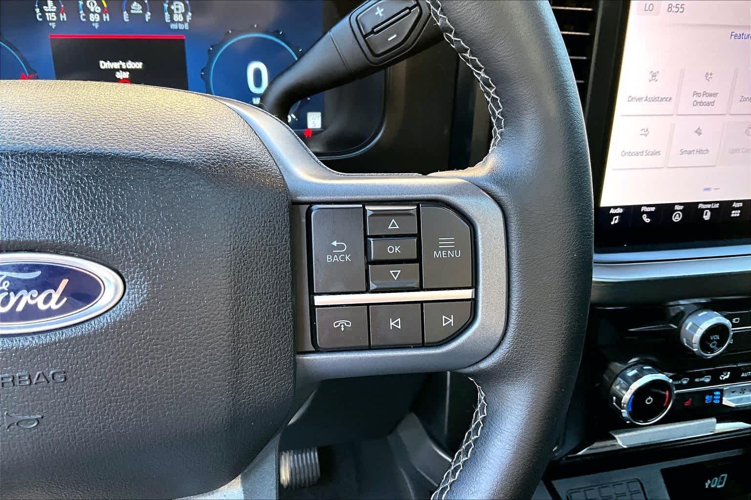 Used 2025 Glacier Gray Metallic Tri-Coat Ford LARIAT image 25