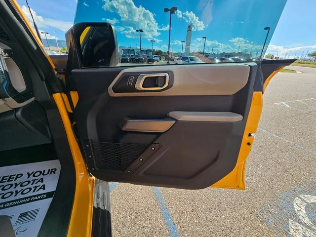 Used 2022 Orange Metallic Ford Wildtrak image 22