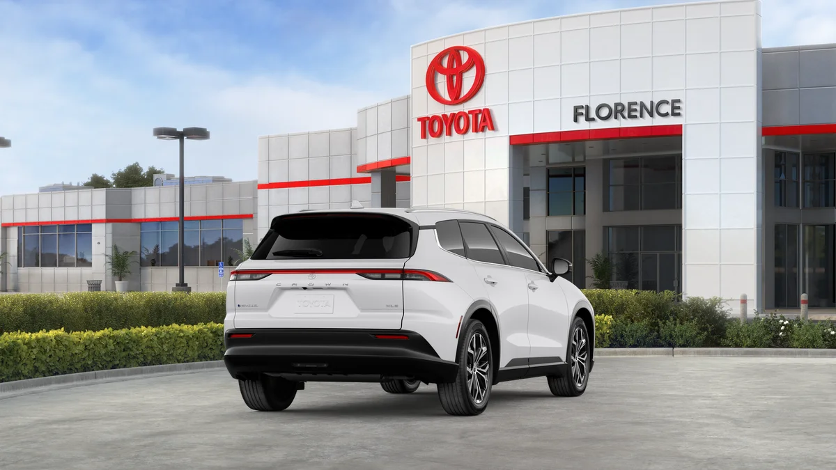 New 2026 Oxygen White Toyota XLE image 41