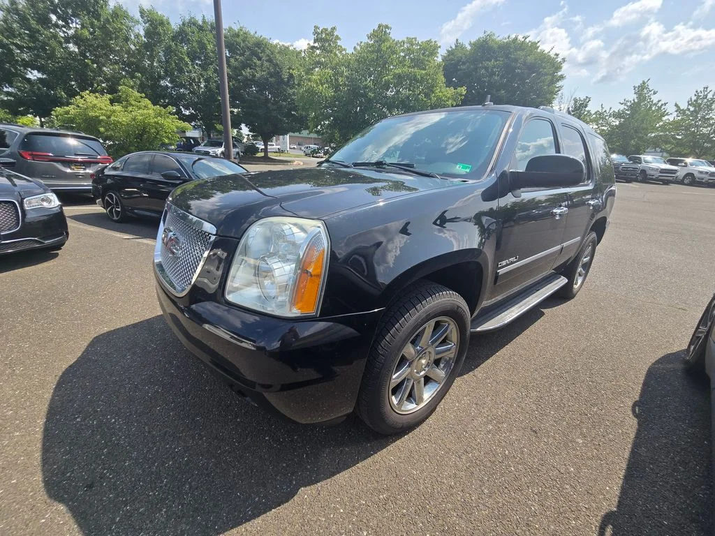 Used 2013 Black GMC Denali image 3