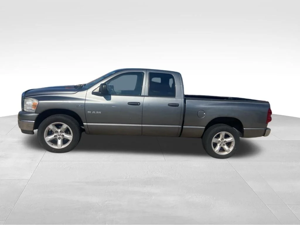 Used 2008 Gray Dodge SLT image 62