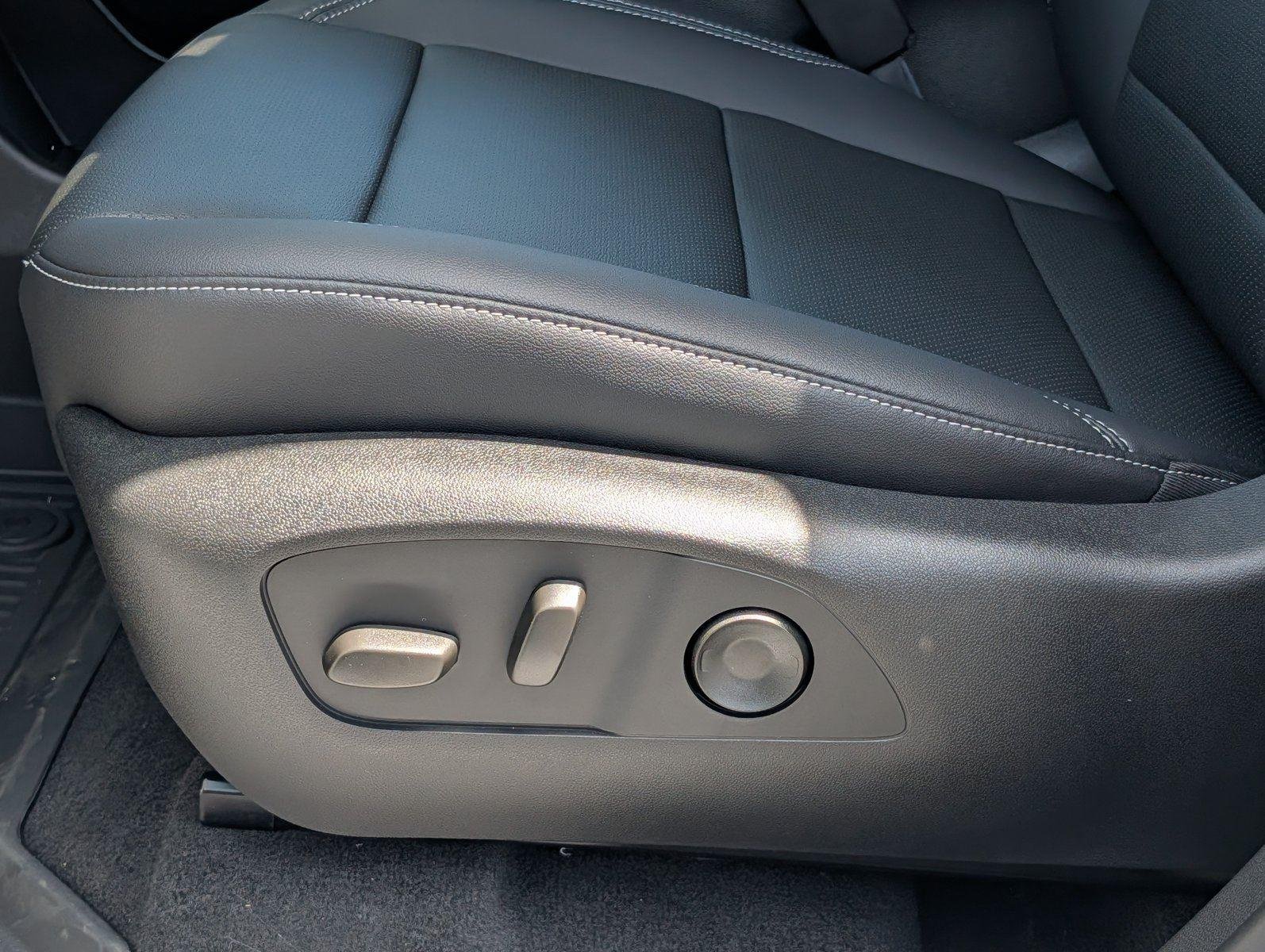 New 2026 Summit White Chevrolet LT image 11