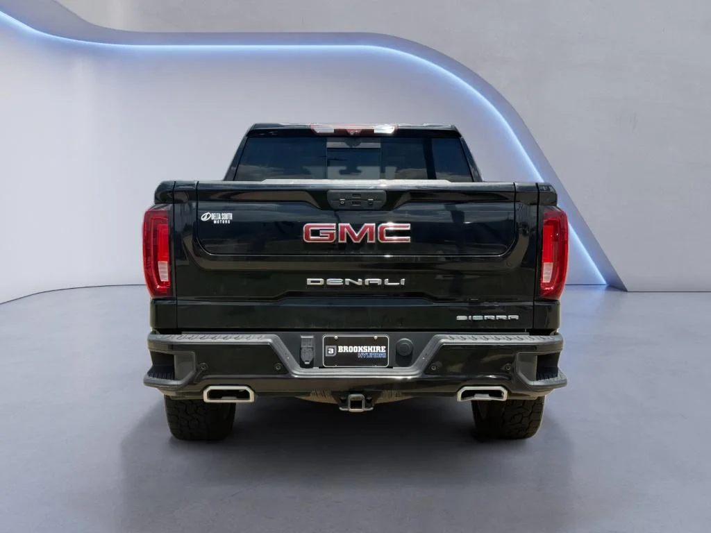 Used 2021 Onyx Black GMC Denali image 5