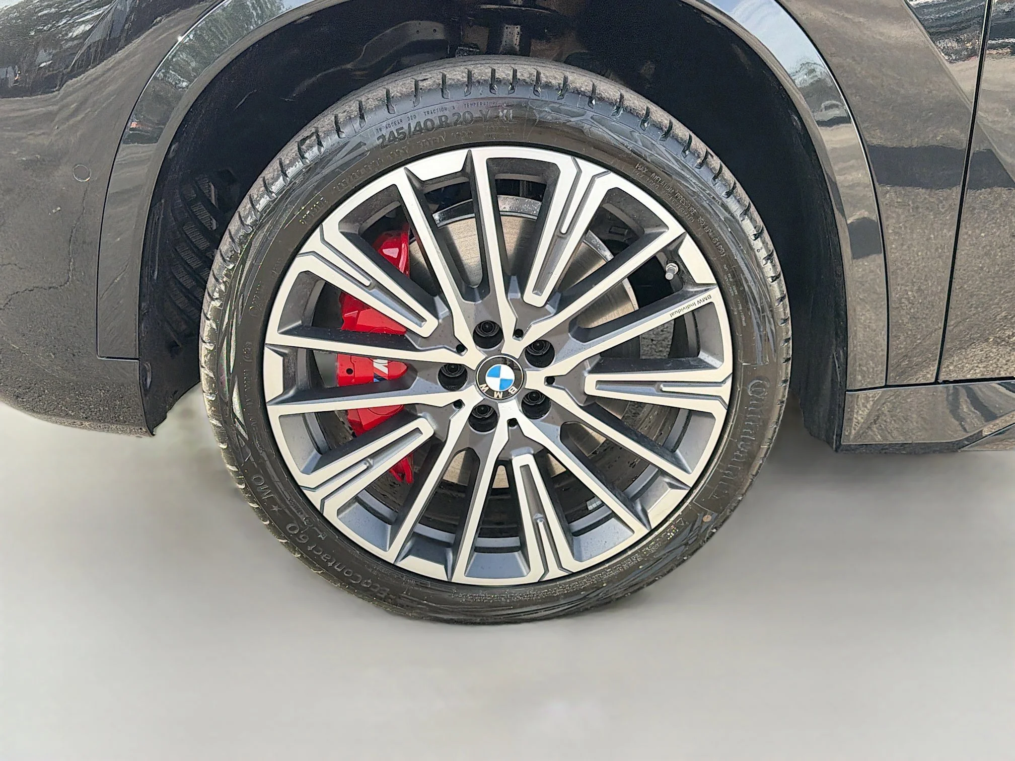 New 2026 Black Sapphire Metallic BMW xDrive28i image 40