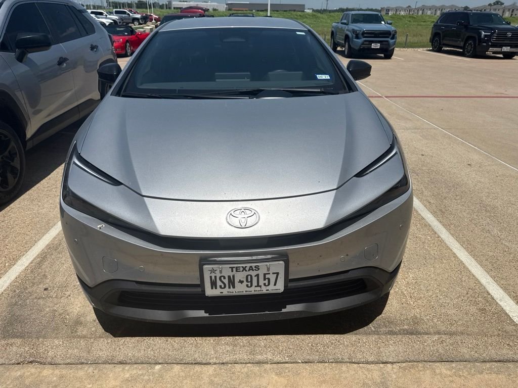 Used 2025 Gray Toyota LE image 6