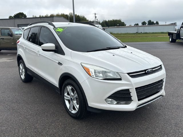 Used 2016 Ford Escape SE with VIN 1FMCU0G91GUC55003 for sale in Corydon, IN