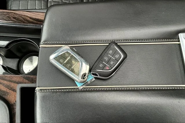 Used 2021 Black Raven Cadillac Sport Platinum image 36