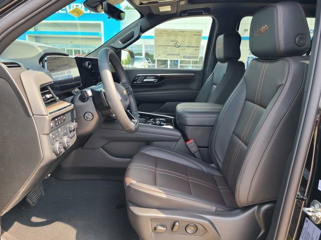 2025 Chevrolet Suburban High Country - Photo 14