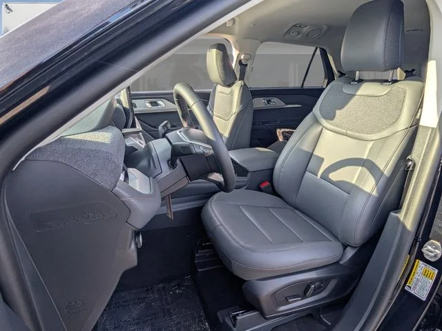 New 2026 Agate Black Metallic Ford Active image 19