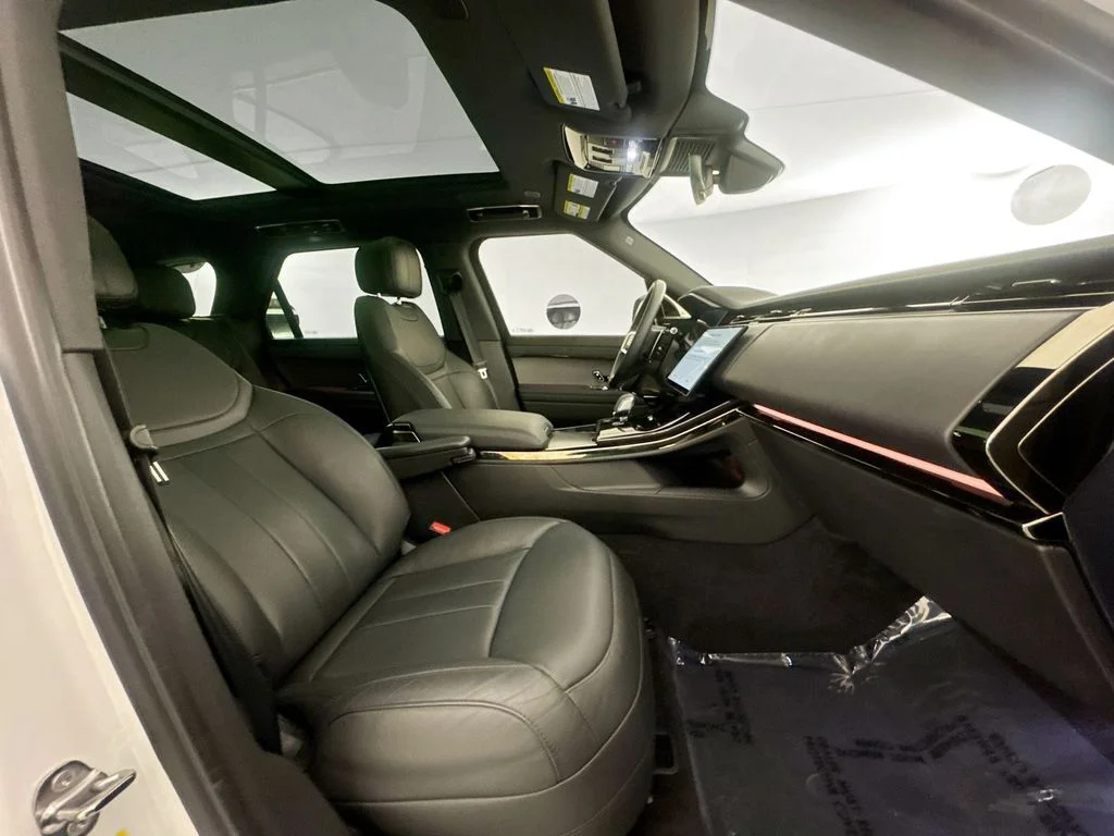 Certified Used 2024 White Land Rover SE image 27