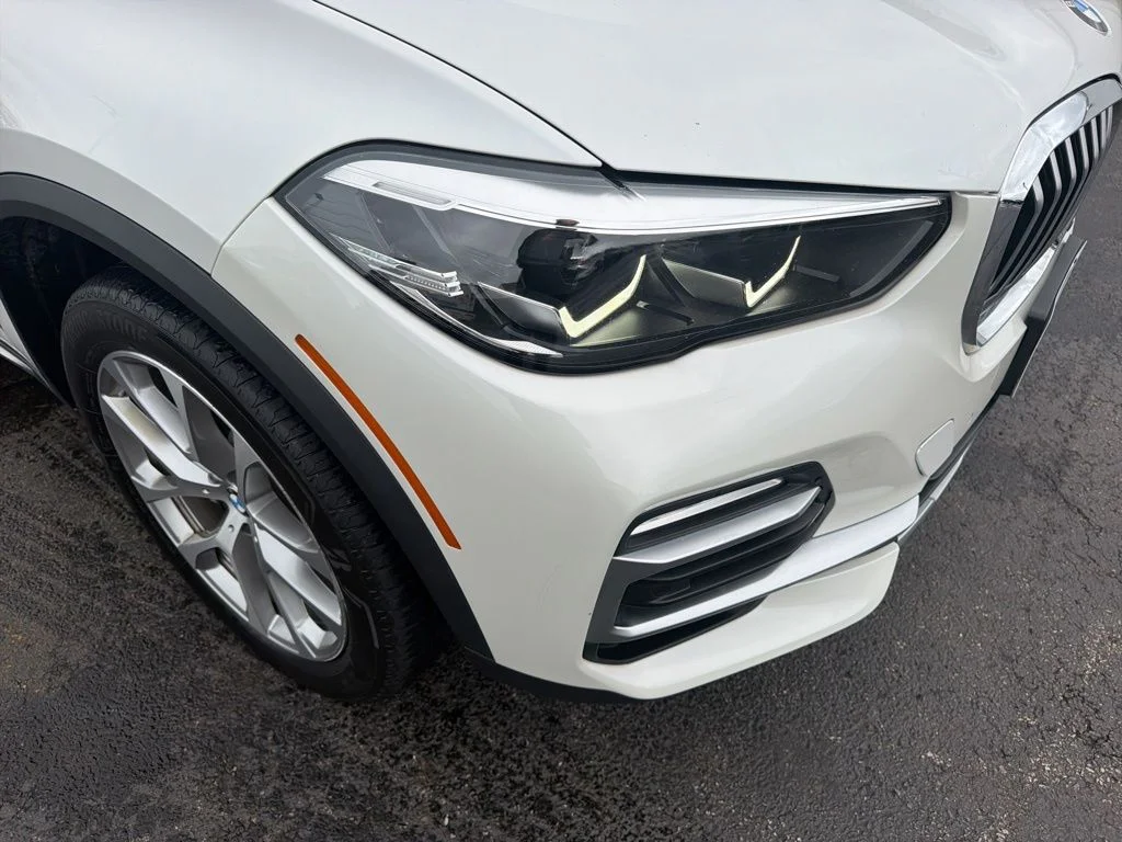 Certified Used 2019 Mineral White Metallic BMW xDrive40i image 10
