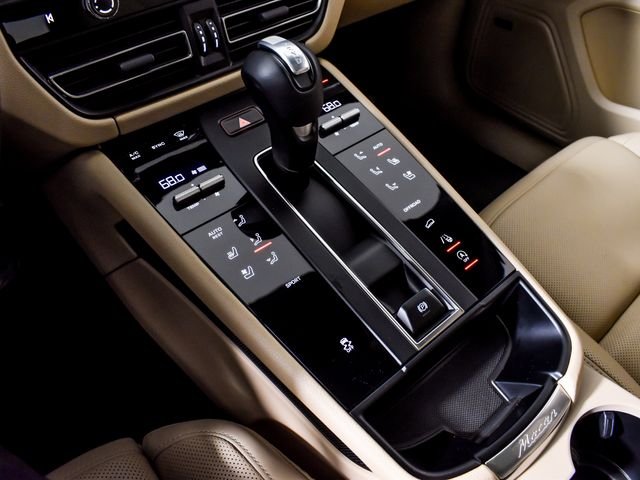Used 2025 White Porsche  image 25