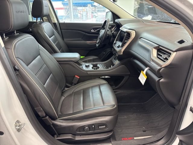 Used 2021 White GMC Denali image 14