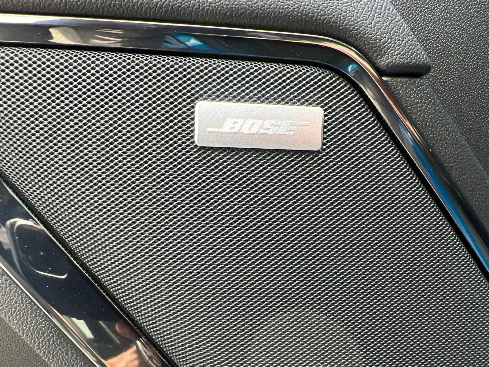 Used 2024 Blue Metallic GMC AT4 image 28