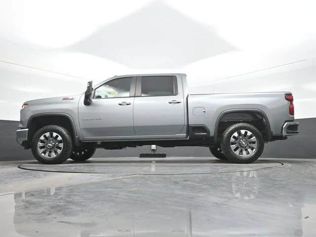 Used 2024 Gray Chevrolet LT image 20