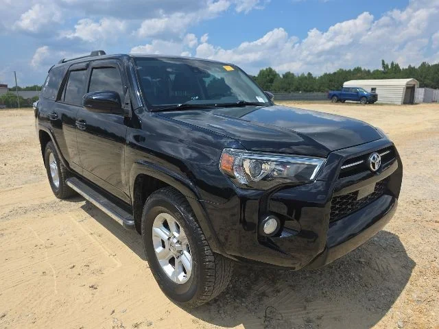 Used 2020 Black Toyota SR5 image 8
