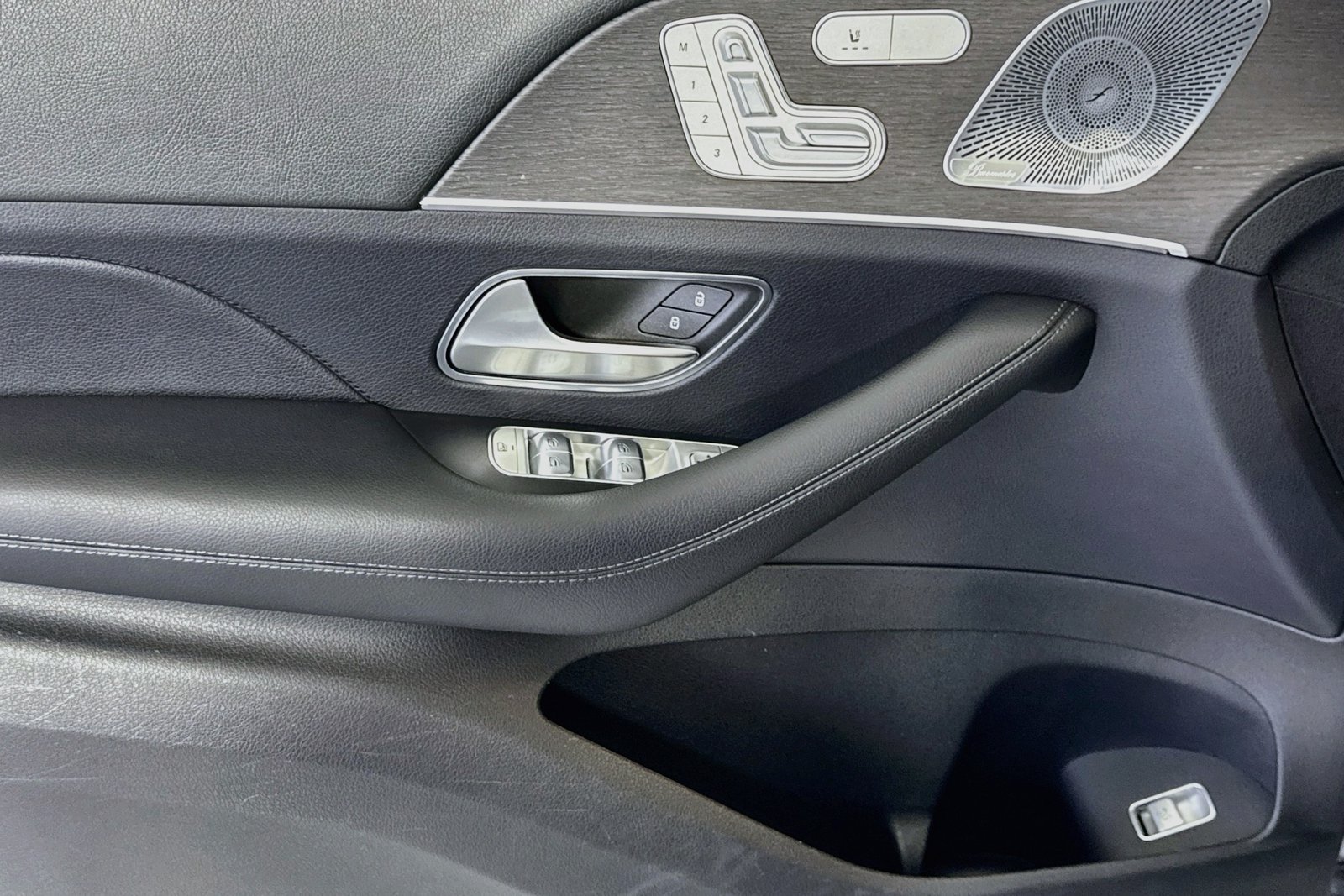 Used 2020 Mojave Silver Metallic Mercedes-Benz GLE 350 image 17