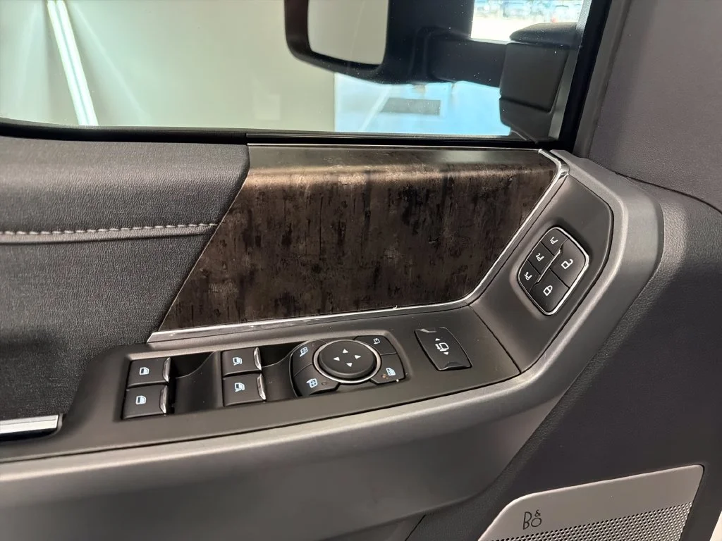 Used 2024 White Ford Lariat image 12