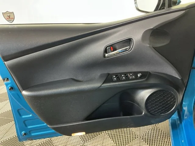 Used 2017 Blue Toyota Plus image 13