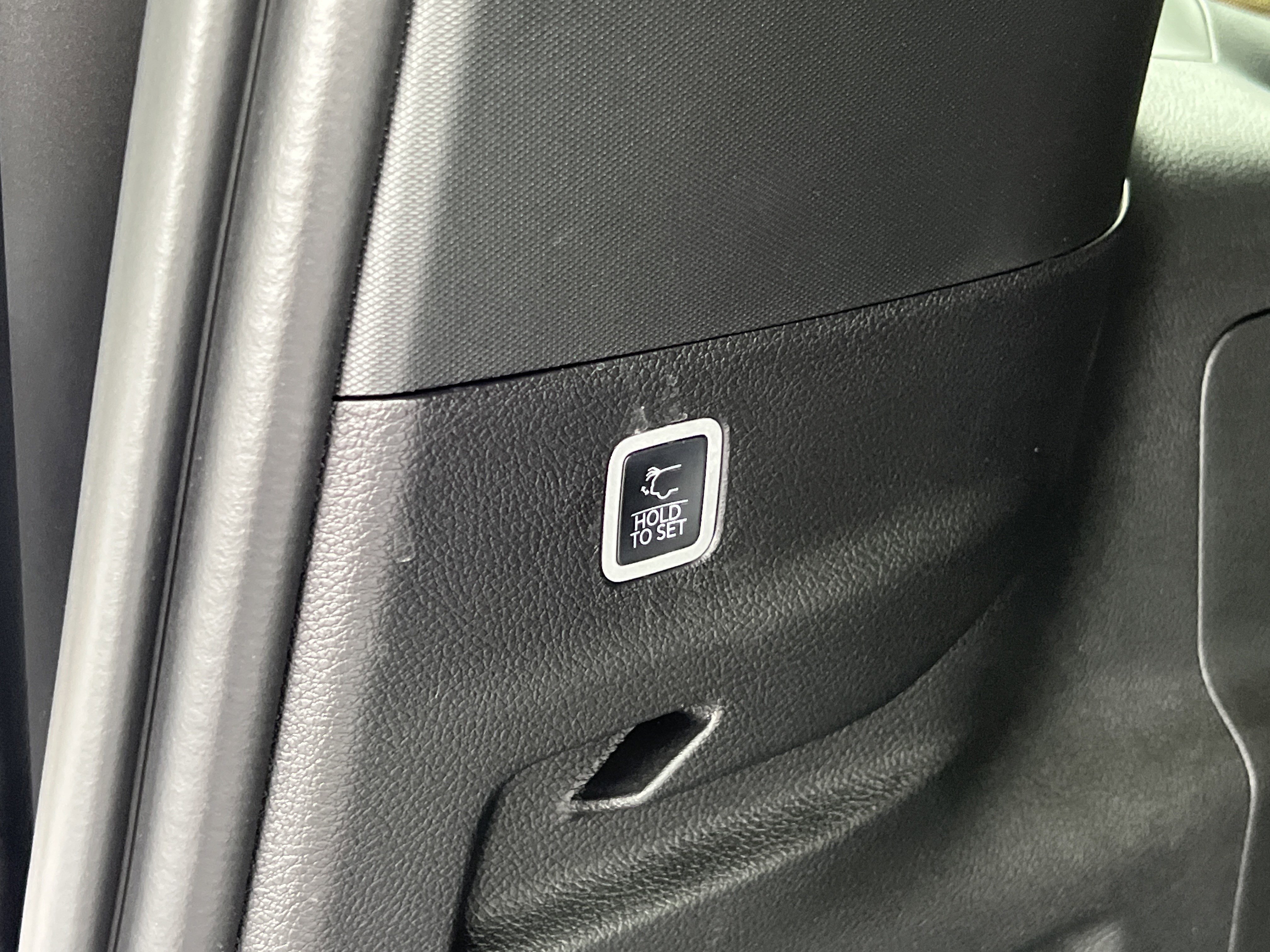 New 2026 High Gloss Black Exterior Paint Jeep Limited Reserve image 17