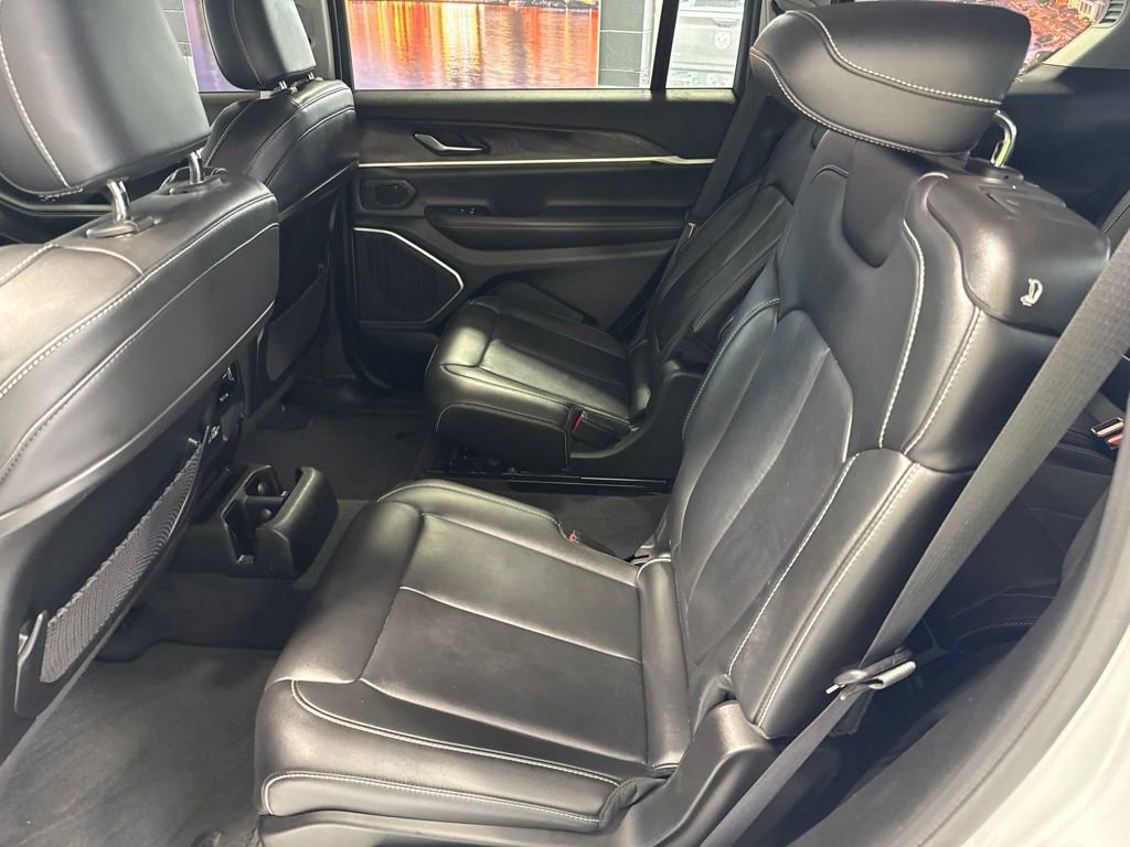 Used 2022 Silver Jeep Limited image 11
